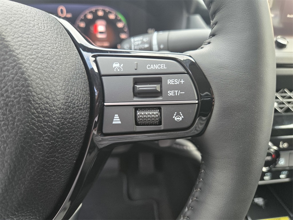 2025 Honda Accord Hybrid Touring photo 18