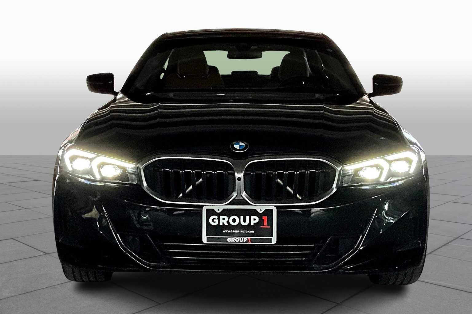 2023 Bmw 330i photo 3