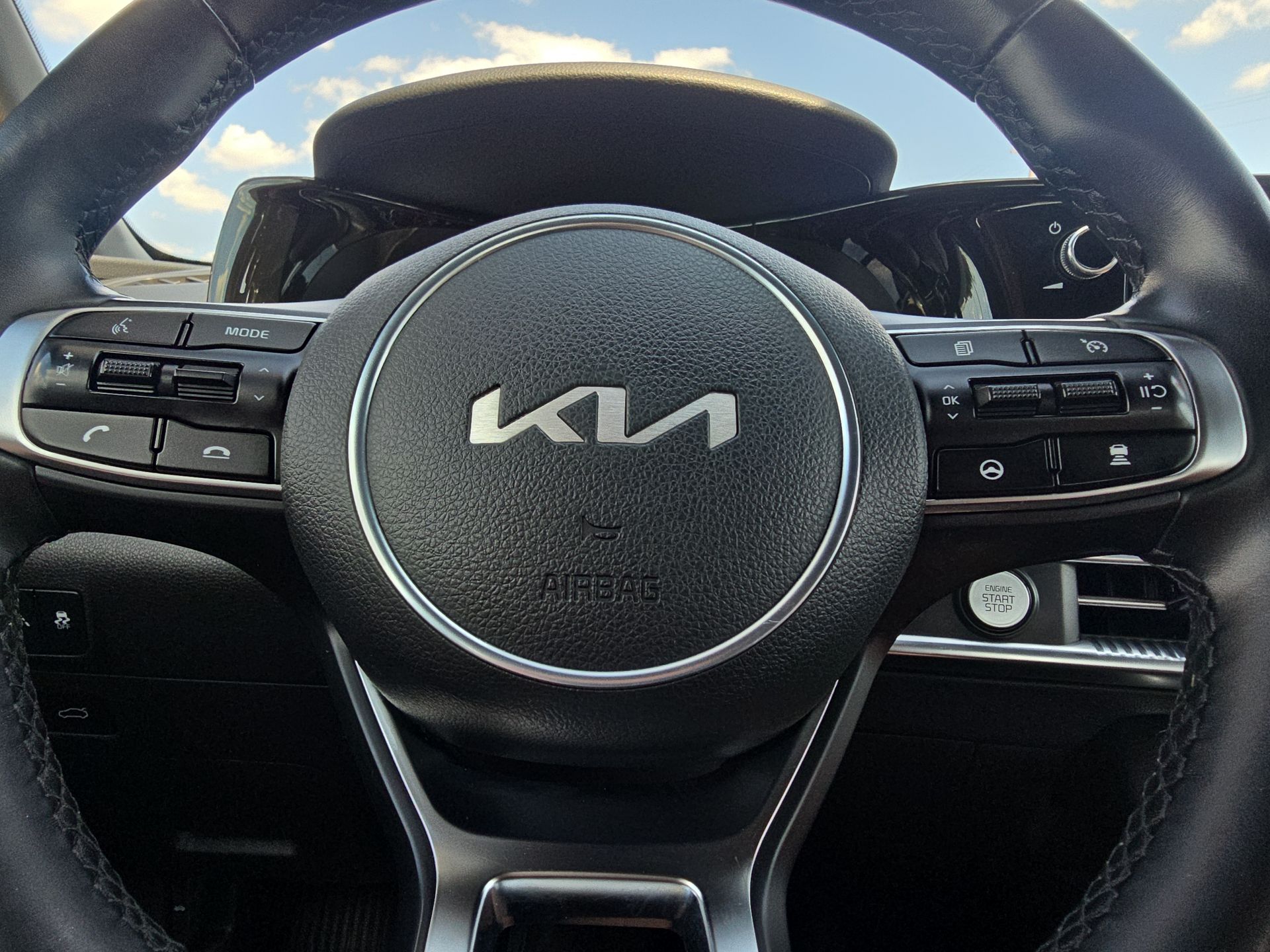 2022 Kia K5 GT photo 45