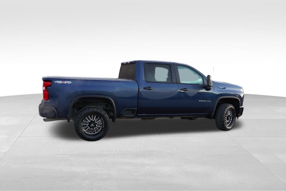 2021 Chevrolet Silverado 2500HD Custom photo 4