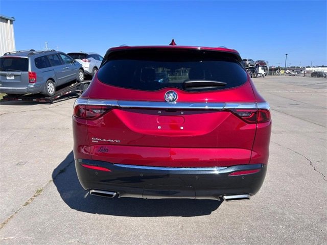 2024 Buick Enclave Premium photo 4