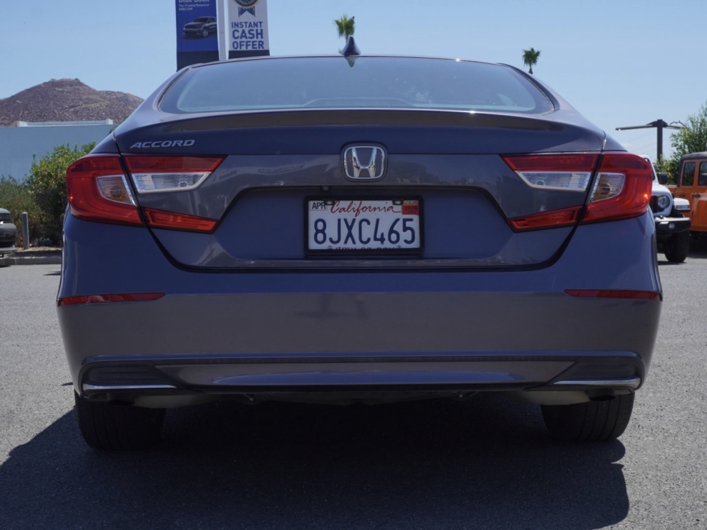 2019 Honda Accord LX photo 3