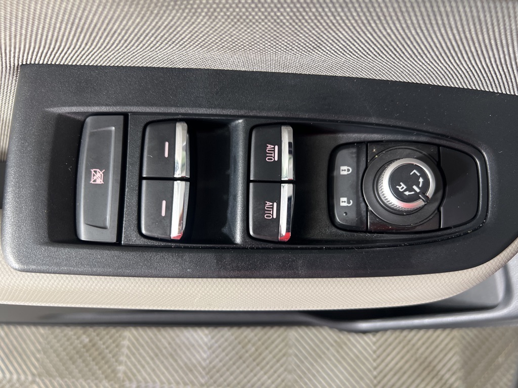 2025 Subaru Forester Premium Base photo 10