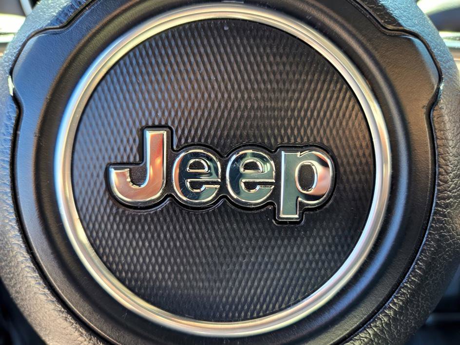 2020 Jeep Gladiator Rubicon photo 19