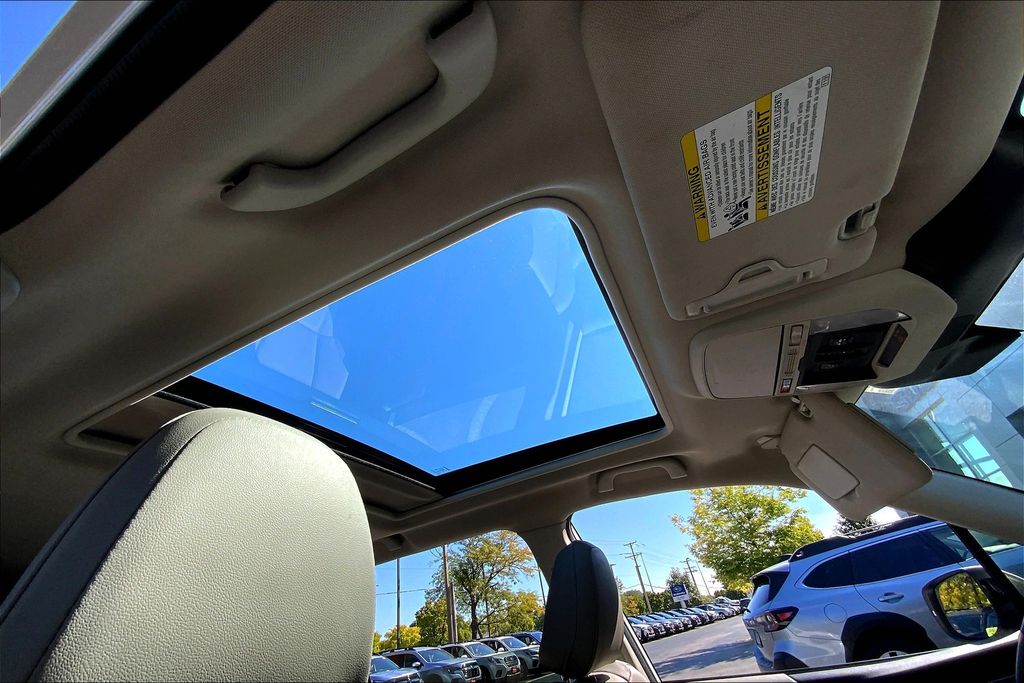 2023 Subaru Forester Limited photo 21