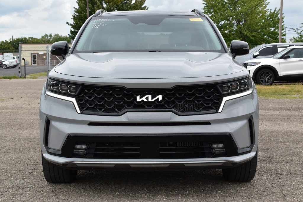 Certified 2022 Kia Sorento SX with VIN 5XYRKDLF2NG119047 for sale in Kansas City