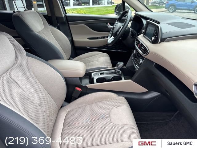 2020 Hyundai Santa Fe SEL photo 32