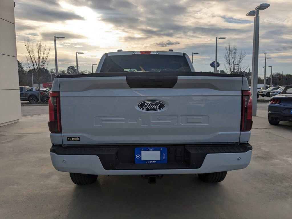 2025 Ford F-150 STX photo 5