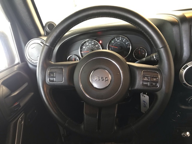 2014 Jeep Wrangler Rubicon photo 19