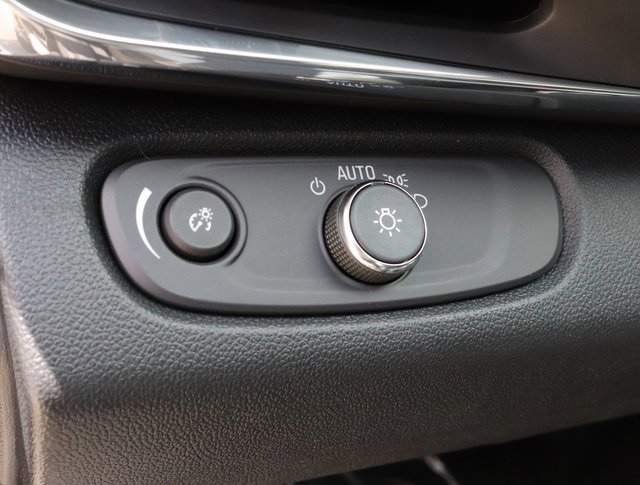 2025 Buick Envista Preferred photo 16
