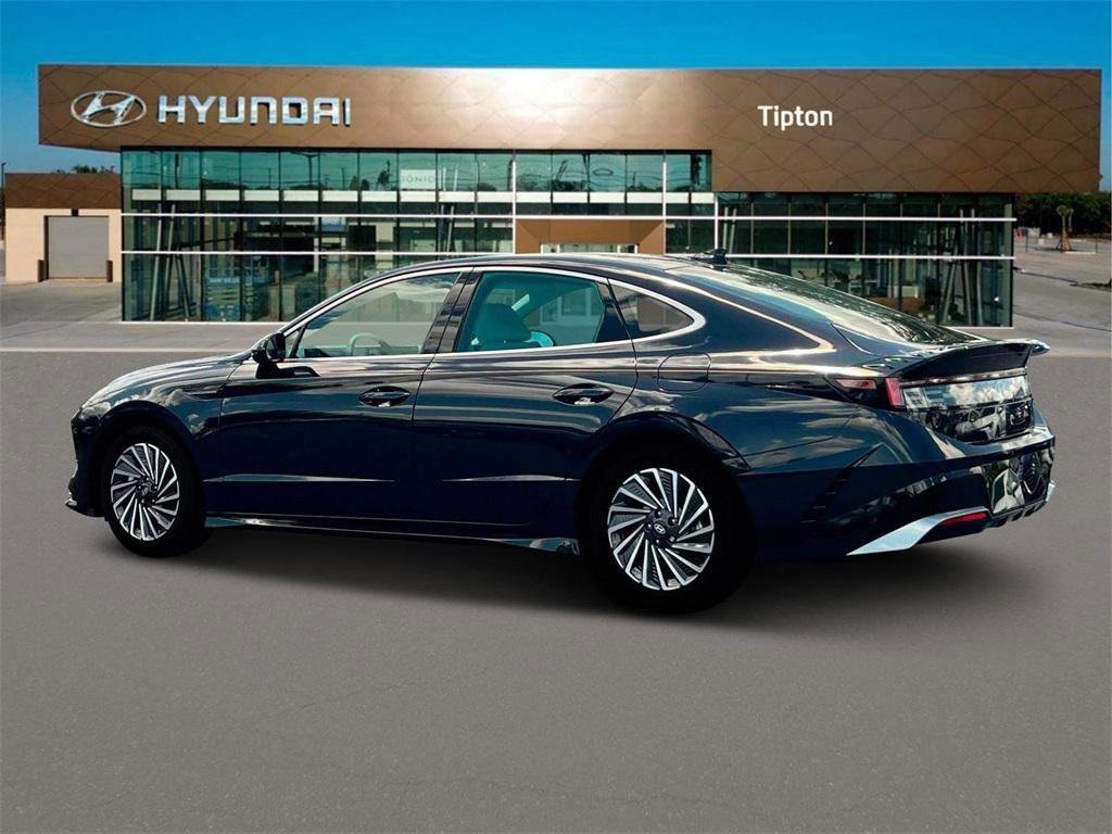 2024 Hyundai Sonata Hybrid SEL photo 3