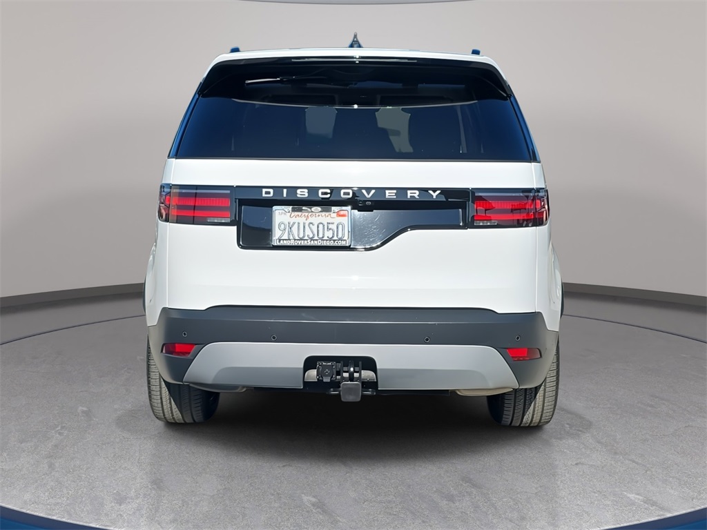 2024 Land Rover Discovery S photo 3