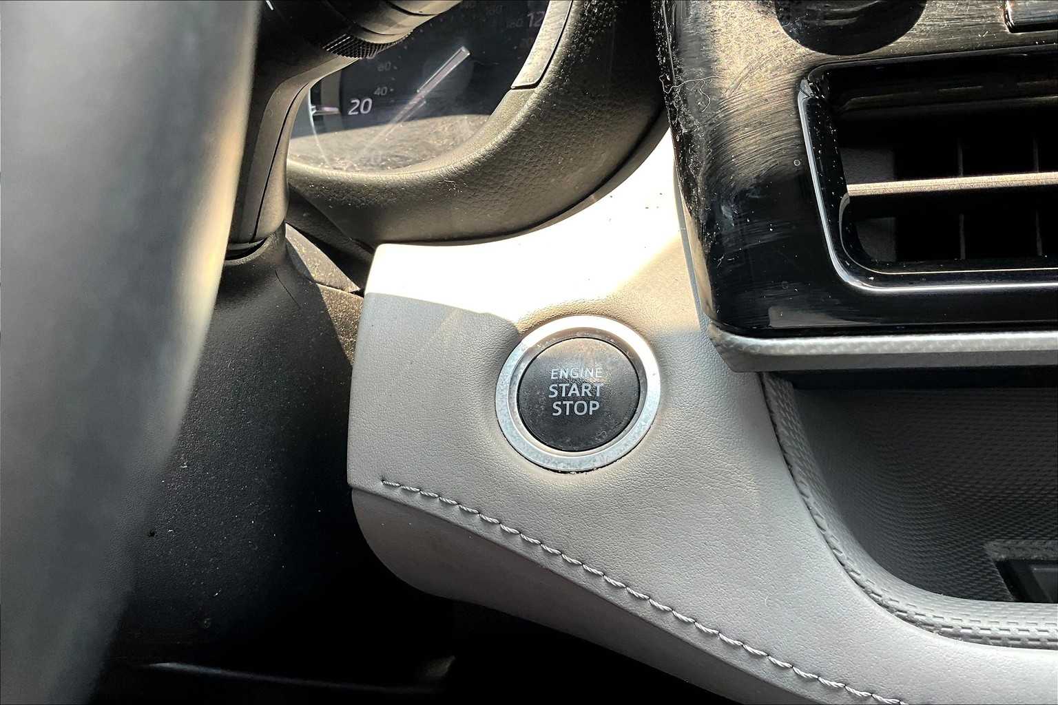 2021 Toyota Highlander Platinum photo 31