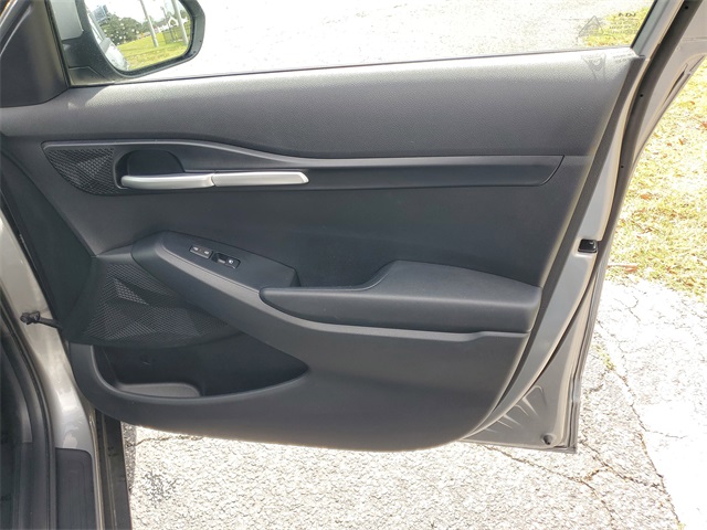 2024 Kia Seltos LX photo 31