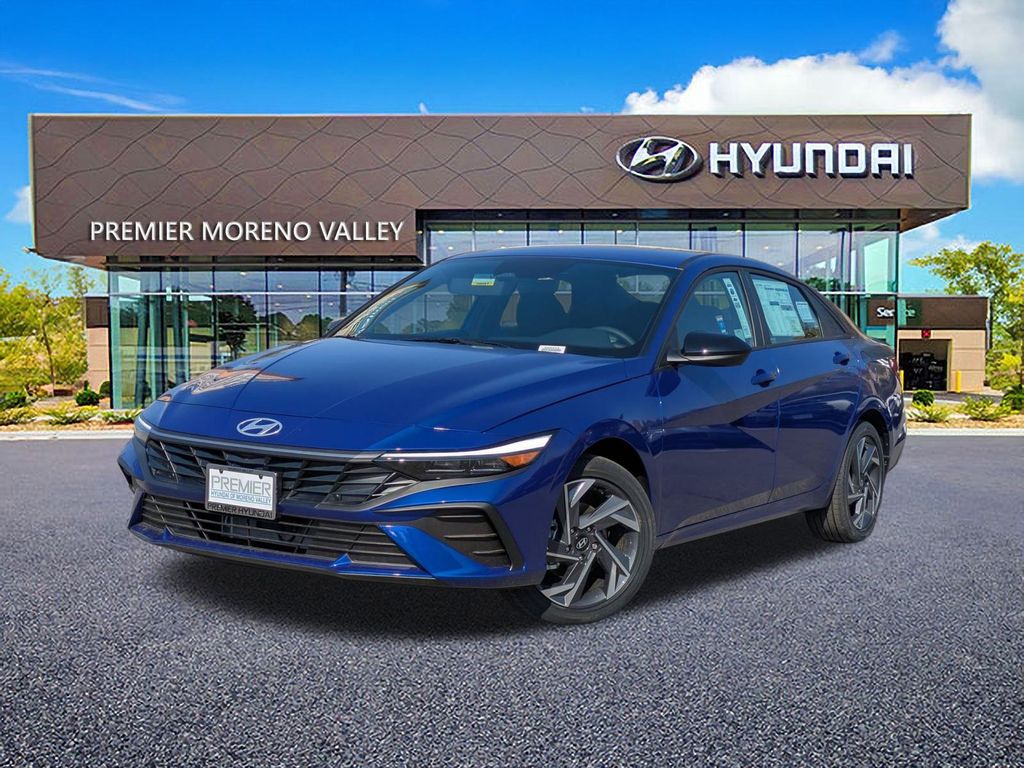 2025 Hyundai Elantra Blue's photo