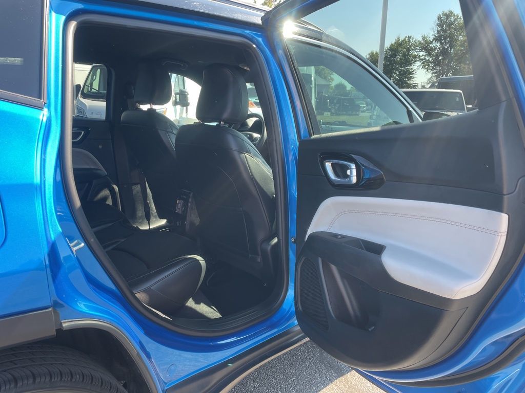 2023 Jeep Compass Limited photo 32