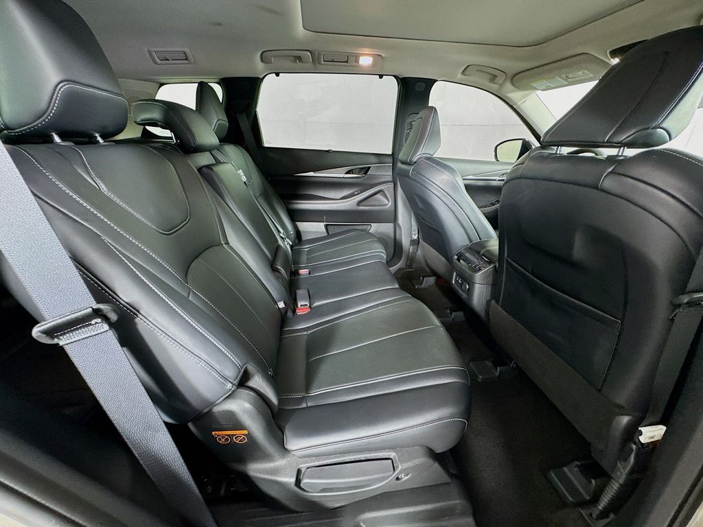 2023 Infiniti QX60 Luxe photo 35