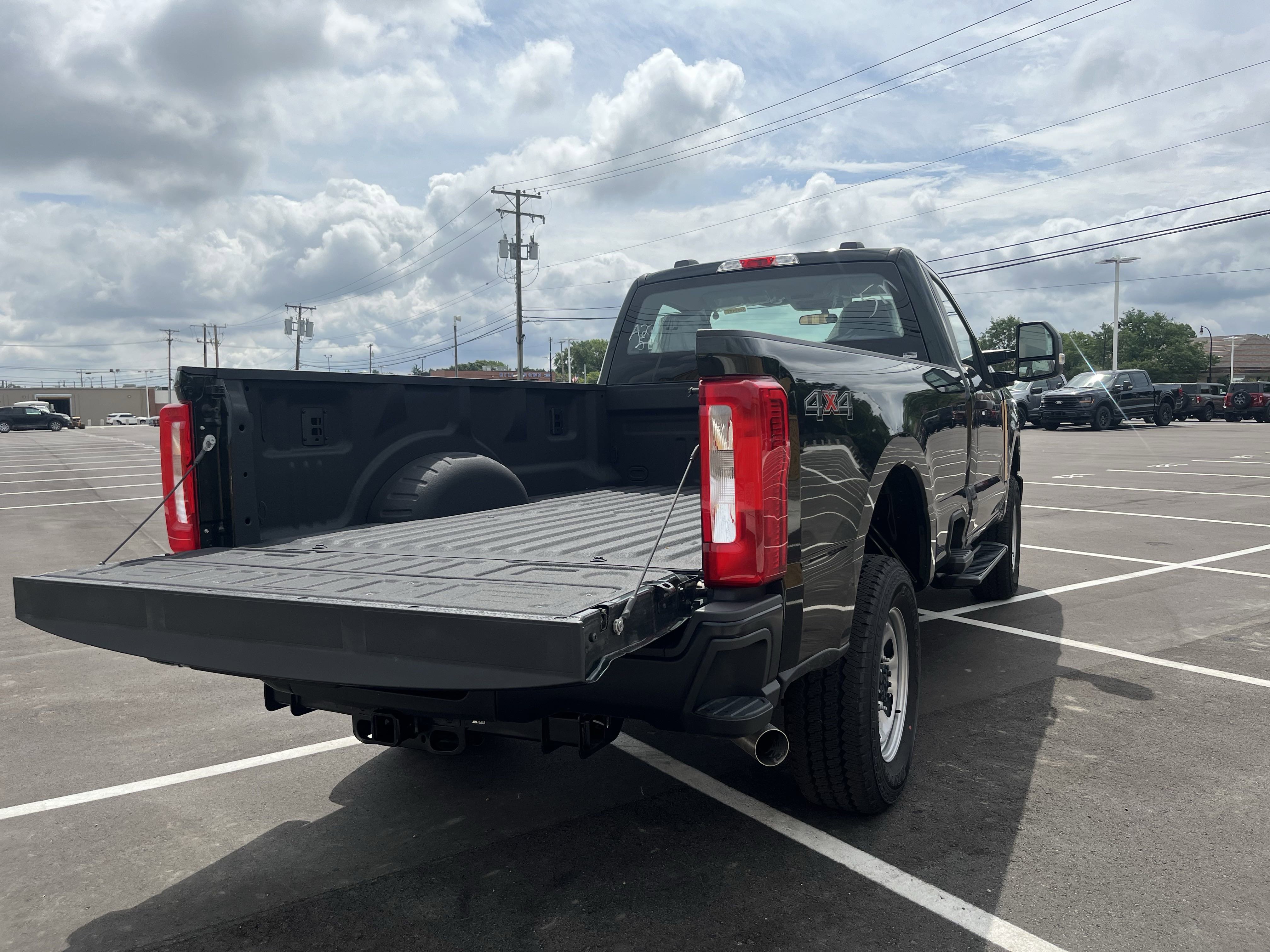 2024 Ford F-350 XL photo 6