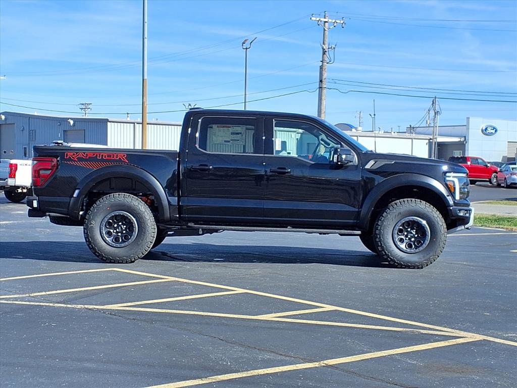 2025 Ford F-150 Raptor photo 2
