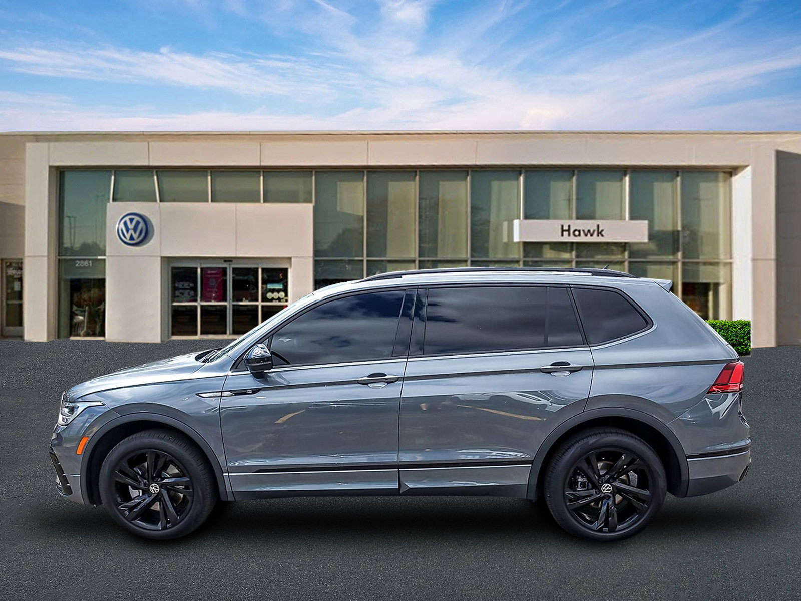 2024 VOLKSWAGEN TIGUAN - Image 3