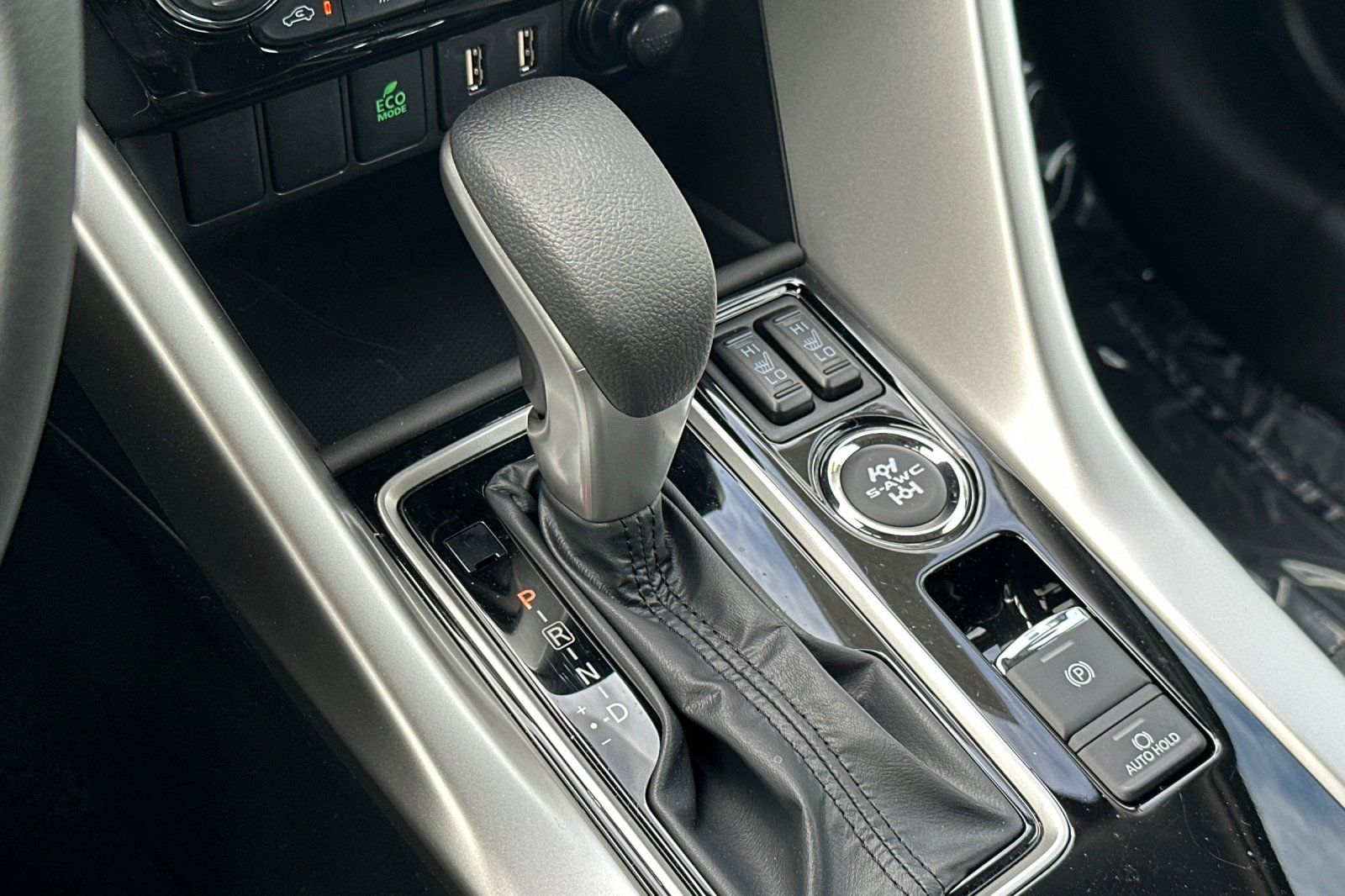 2025 Mitsubishi Eclipse Cross SE photo 21