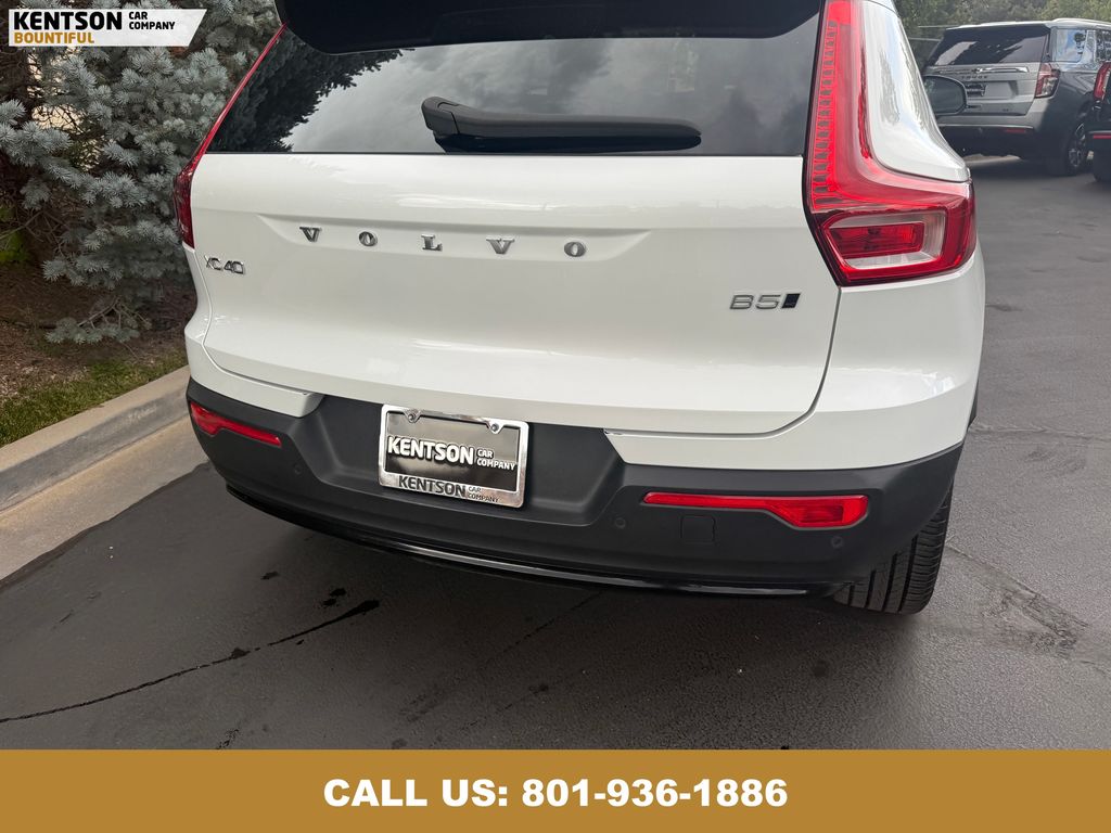 2023 Volvo XC40 AWD Ultimate photo 29