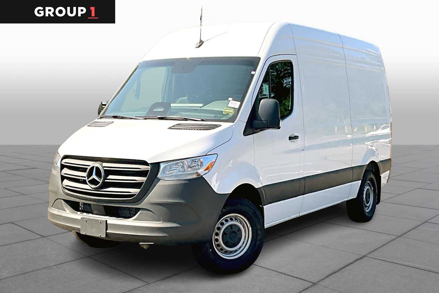 2025 Mercedes-Benz Sprinter Cargo Van Base's photo