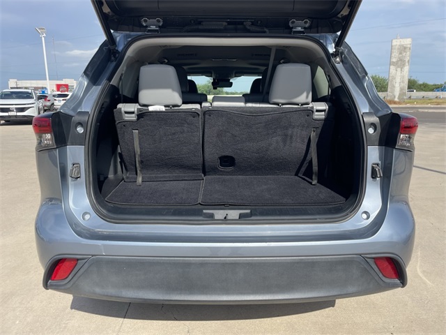 2023 Toyota Highlander Limited photo 6