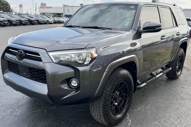 2021 Toyota 4Runner SR5 Premium photo 3