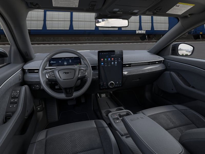 2025 Ford Mustang Mach-E GT photo 4