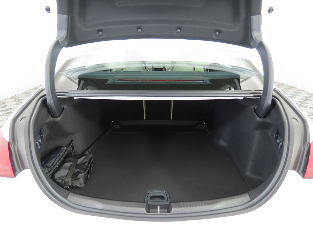 2025 Mercedes Benz C 300 photo 28