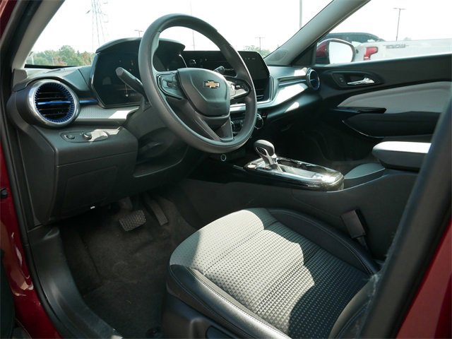 2024 Chevrolet Trax LT photo 10