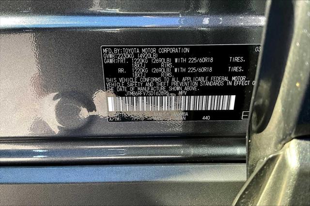 2025 Toyota RAV4 Hybrid XLE Premium photo 36