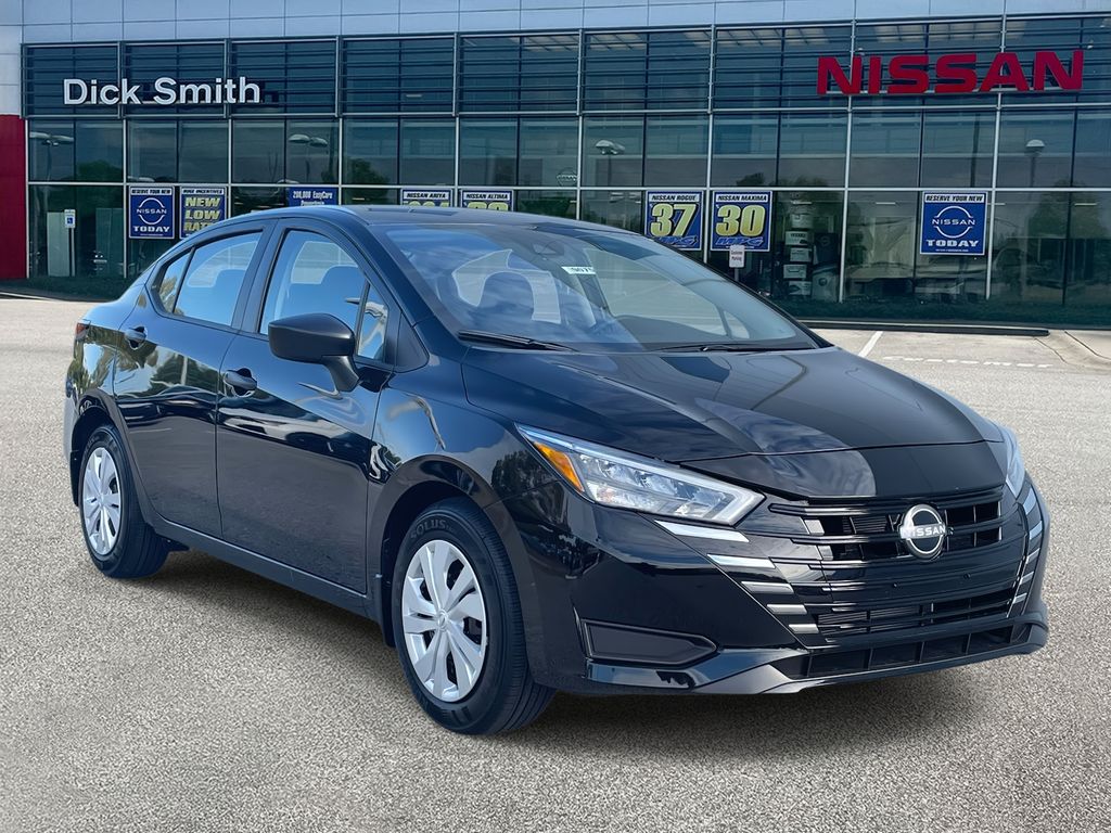 2025 Nissan Versa Sedan