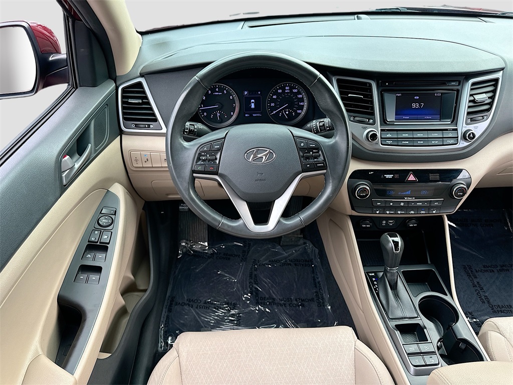 2017 Hyundai Tucson Value photo 16