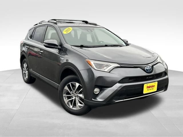 2018 Toyota RAV4 XLE's photo