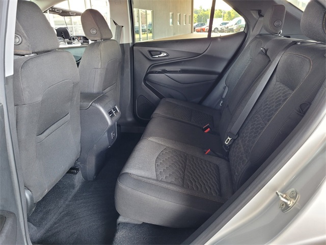 2020 Chevrolet Equinox LT photo 9