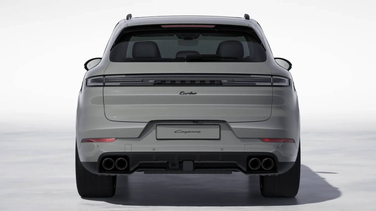 2026 Porsche Cayenne Turbo photo 3