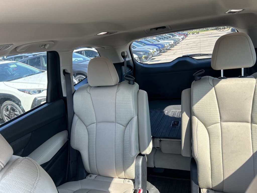 2025 Subaru Ascent Premium photo 6