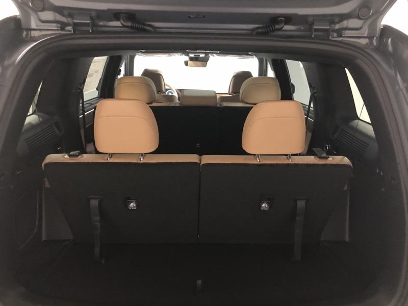 2026 Hyundai Santa Fe Limited photo 4