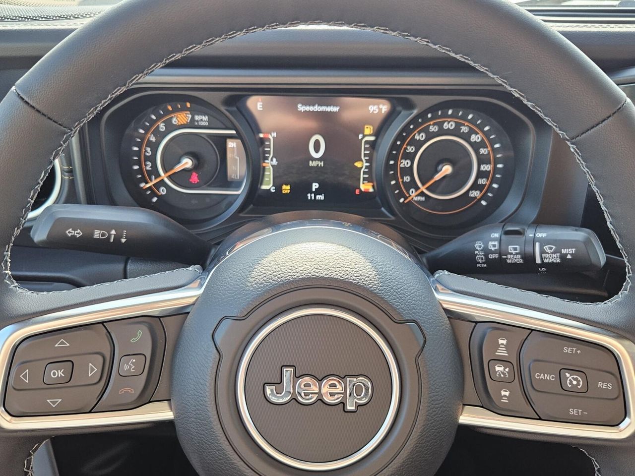2025 Jeep Wrangler Sahara photo 20