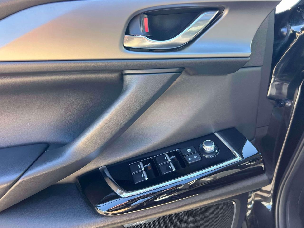 2022 Mazda CX-9 Touring photo 15
