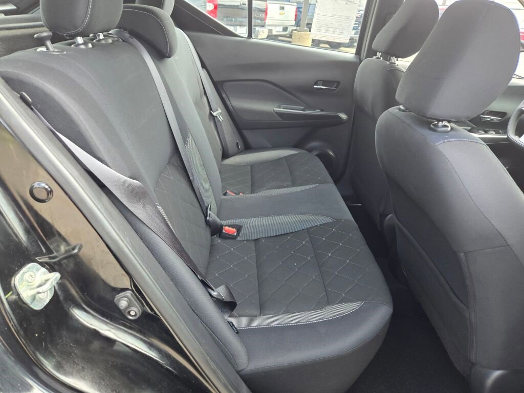 2020 Nissan Kicks SV photo 7