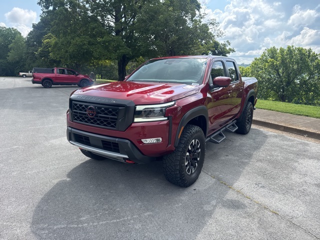 2023 Nissan Frontier PRO-4X photo 3