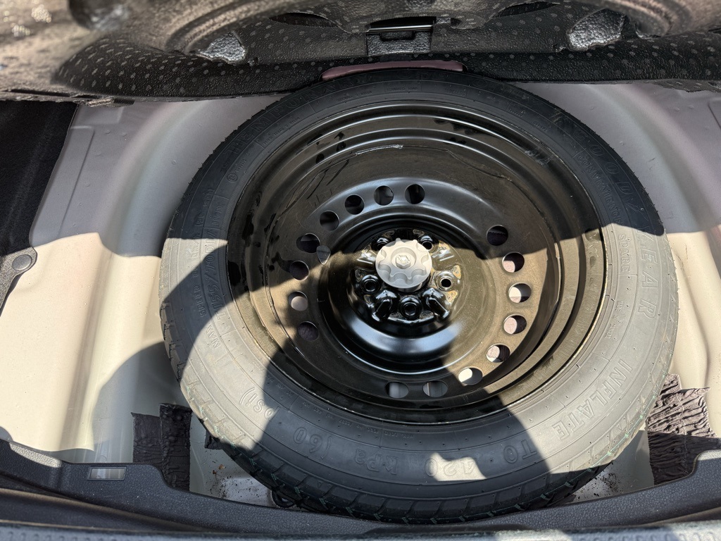 2021 Toyota Camry XSE photo 34