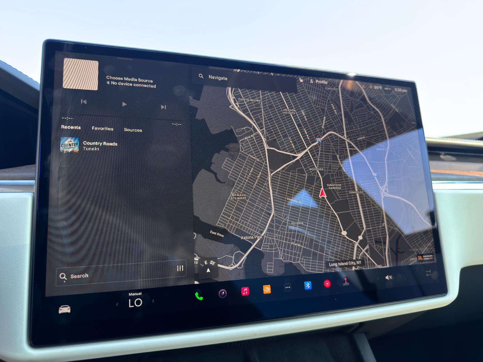 2021 Tesla Model S Long Range photo 18