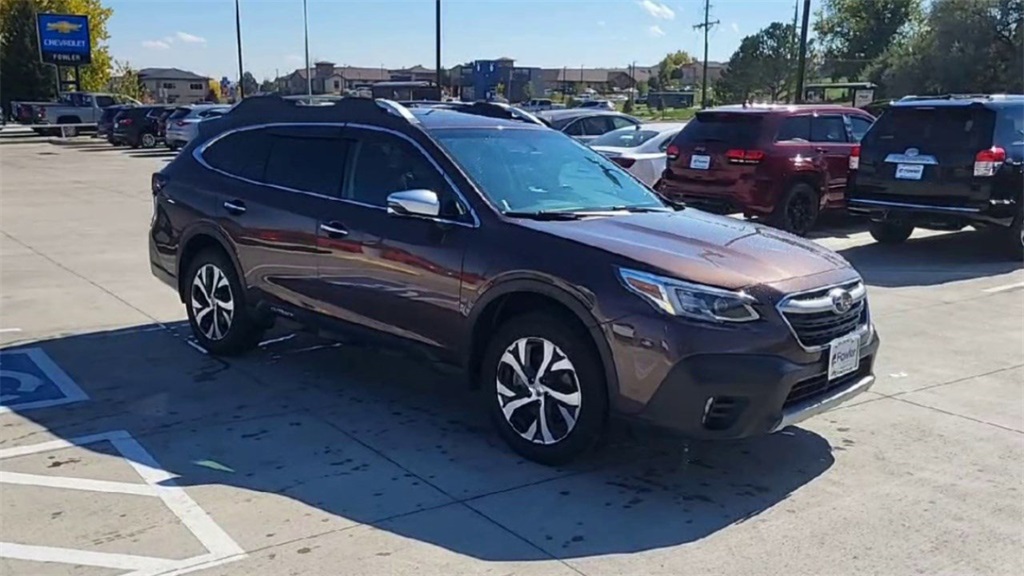 2021 Subaru Outback Touring photo 3