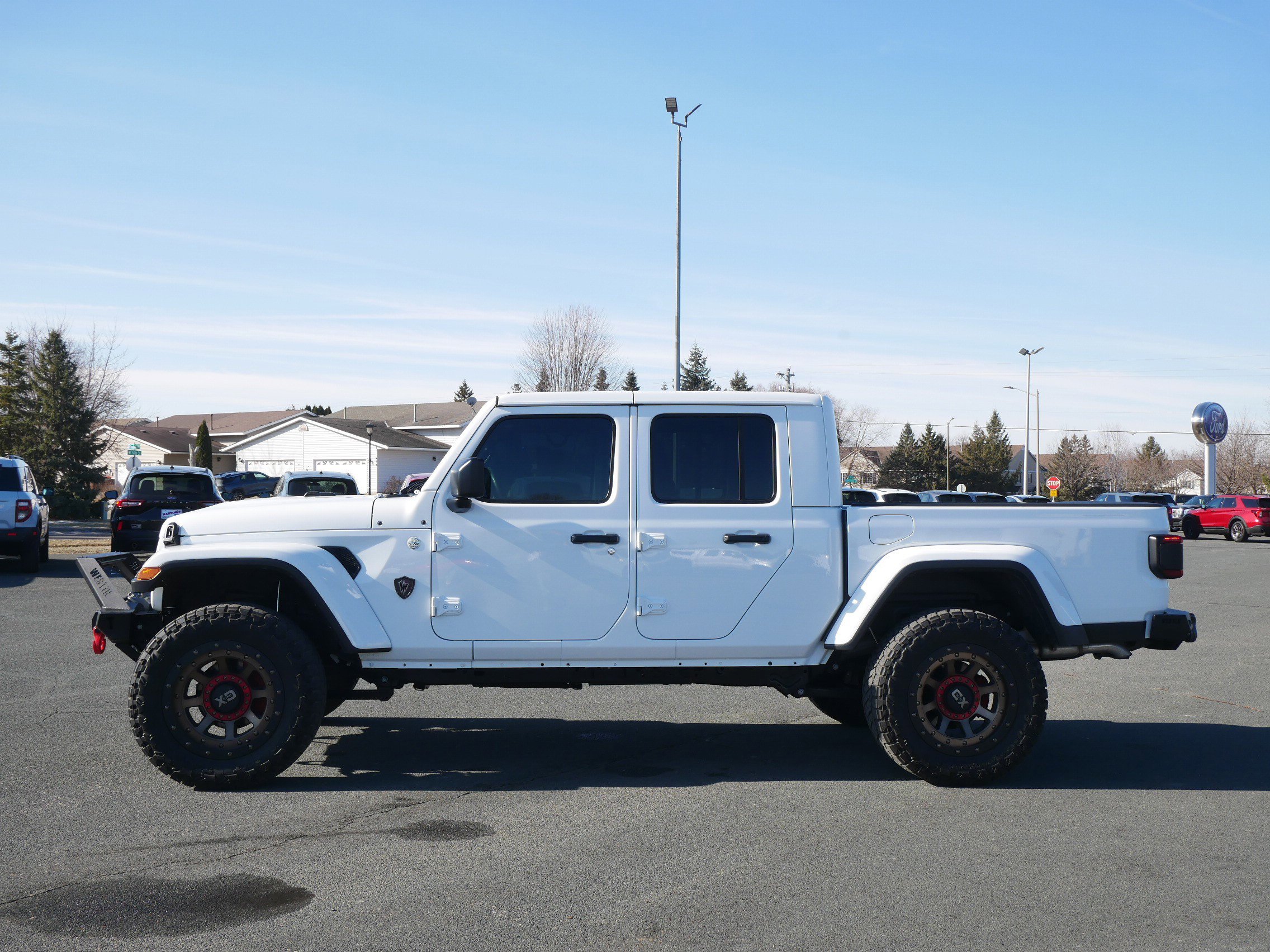 Used 2023 Jeep Gladiator Overland with VIN 1C6HJTFG3PL502930 for sale in Hastings, Minnesota