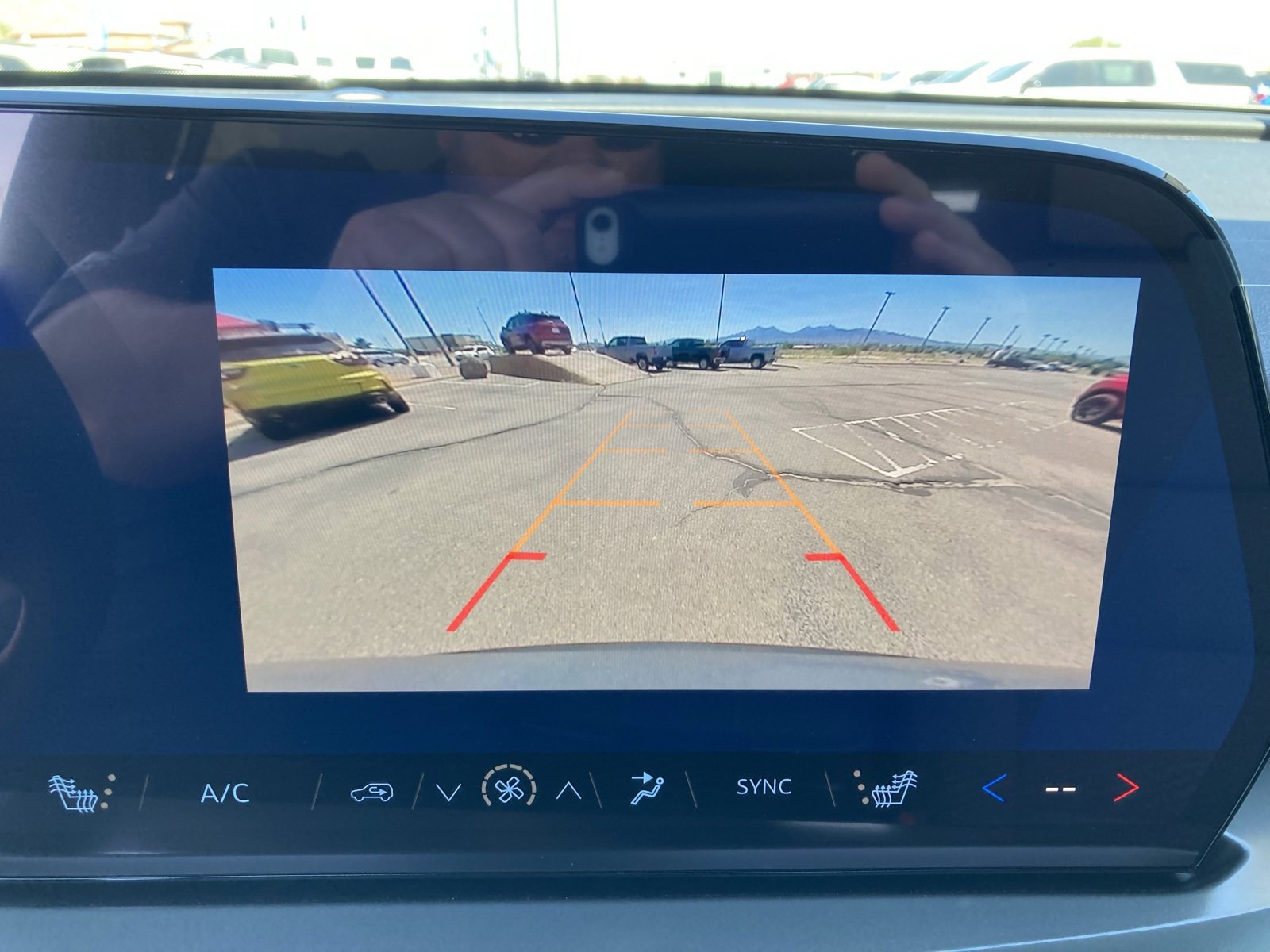 2026 Chevrolet Traverse photo 21