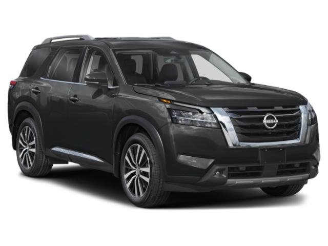 2025 Nissan Pathfinder Platinum photo 3